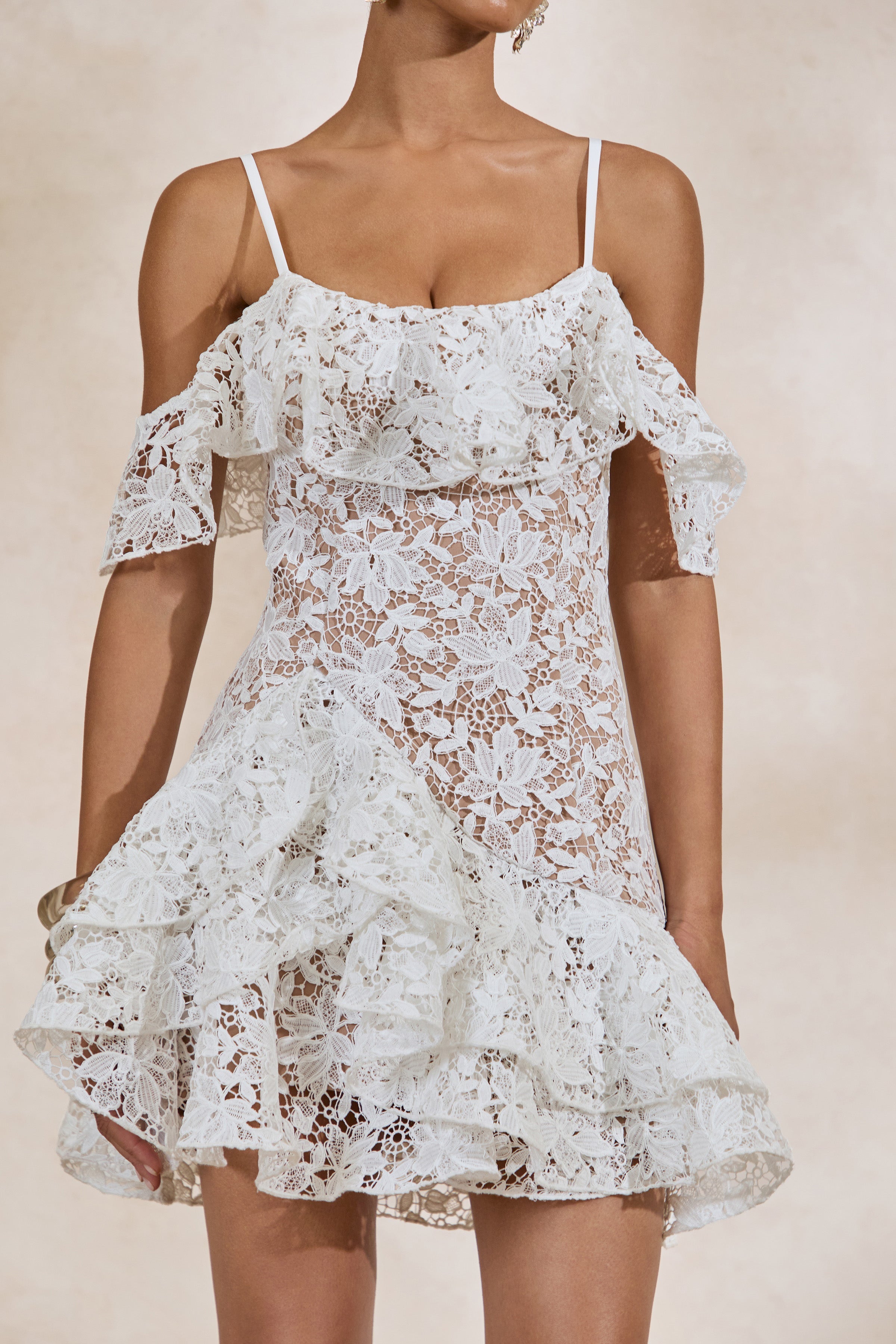 Lyris | White Lace Scoop-Neck Mini Dress With Ruffled Detailing