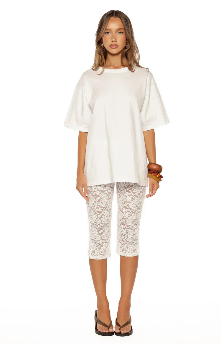 Lydia White Lace Mid Rise Capri Pants - PRE ORDER
